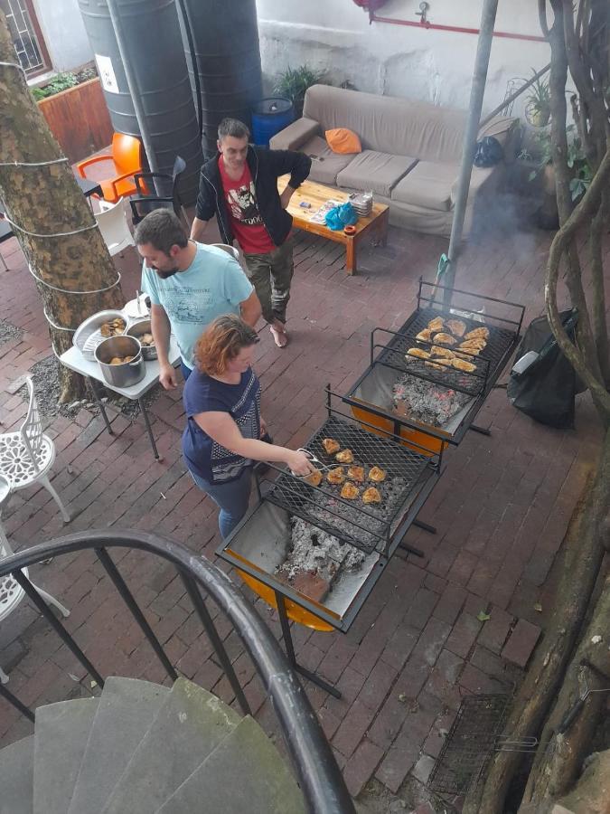 Zebra Crossing Backpacker Vandrerhjem Cape Town Eksteriør bilde